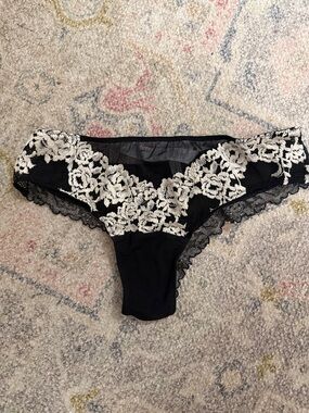 intimissimi Black and White Lace Bikini Panty